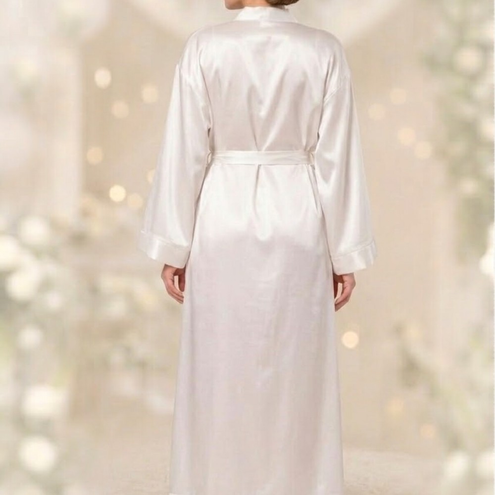 Beyaz Bride Saten Uzun Sabahlık.