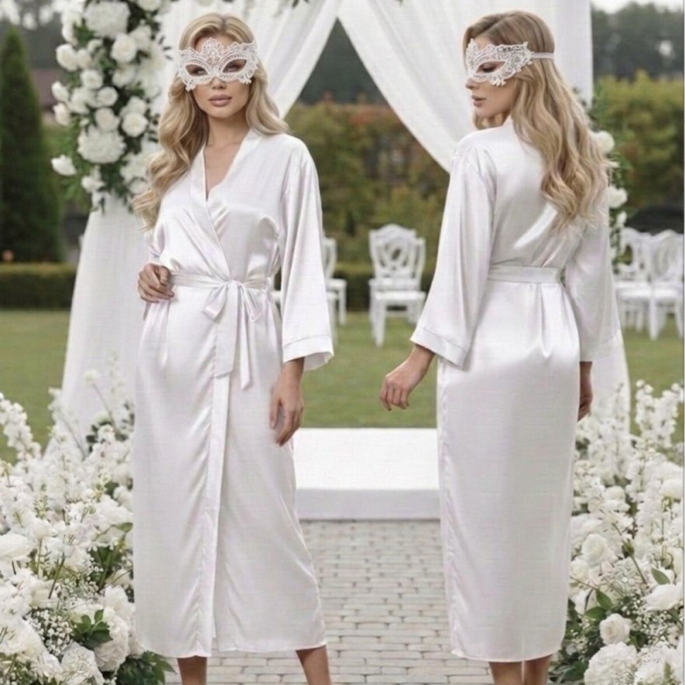 Beyaz Bride Saten Uzun Sabahlık.