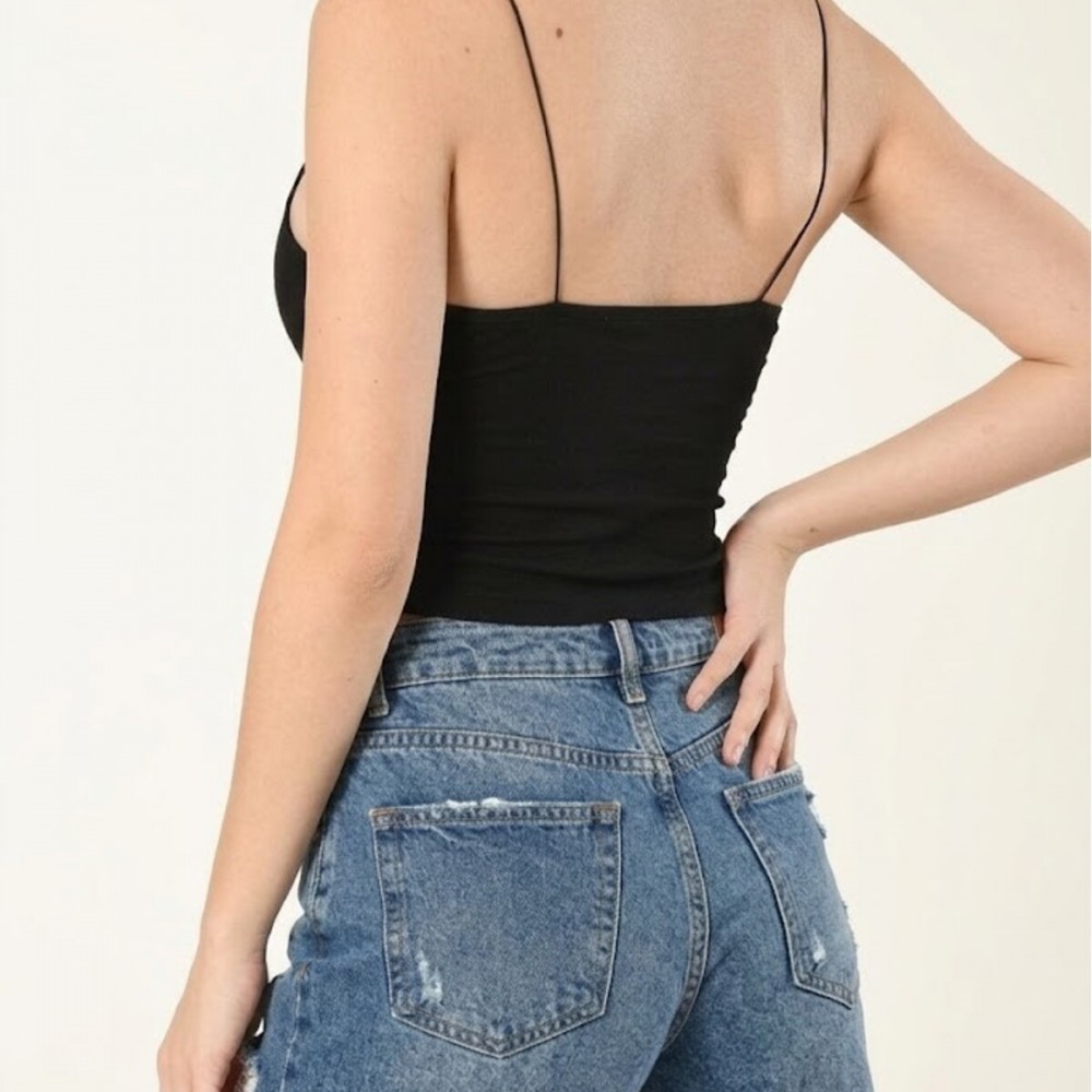 Nuitamore Siyah ve Beyaz İkili Set – İp Askılı Crop Top Astarlı Büstiyer Bluz