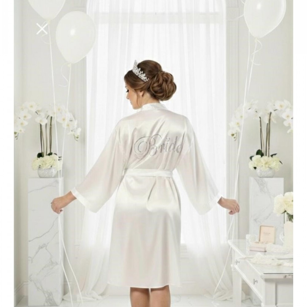 Bride-to-be Pearl