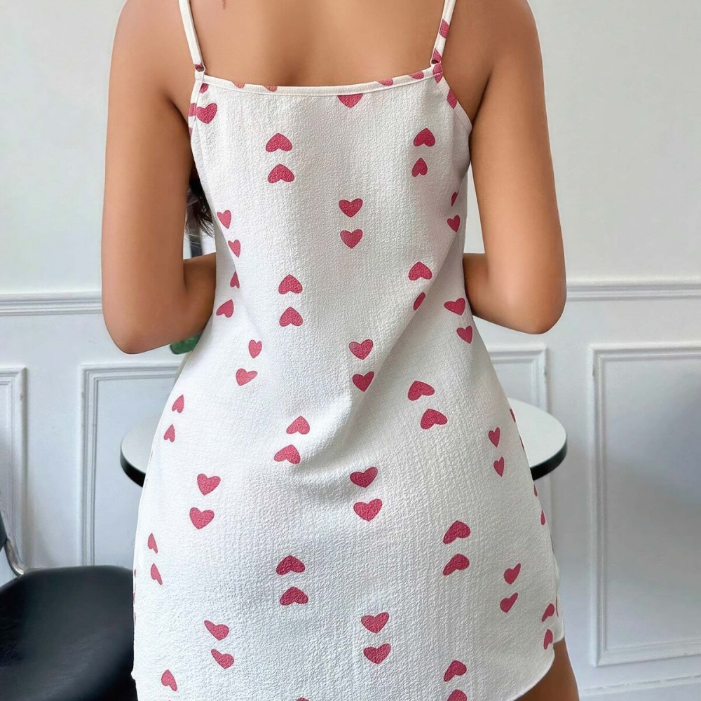 Kalpli Beyaz Askılı Mini Gecelik – Yumuşak Dokusuyla Rahat –