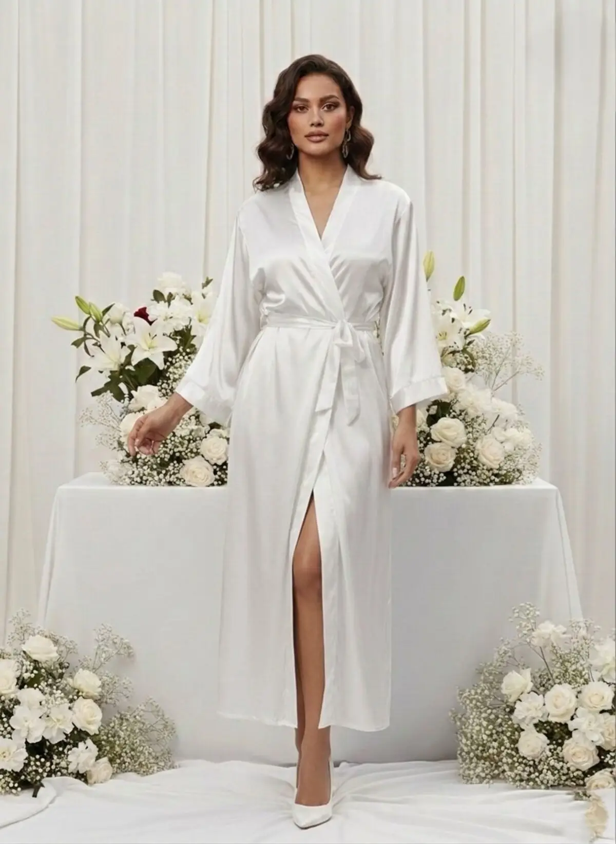 Beyaz Bride Saten Uzun Sabahlık.