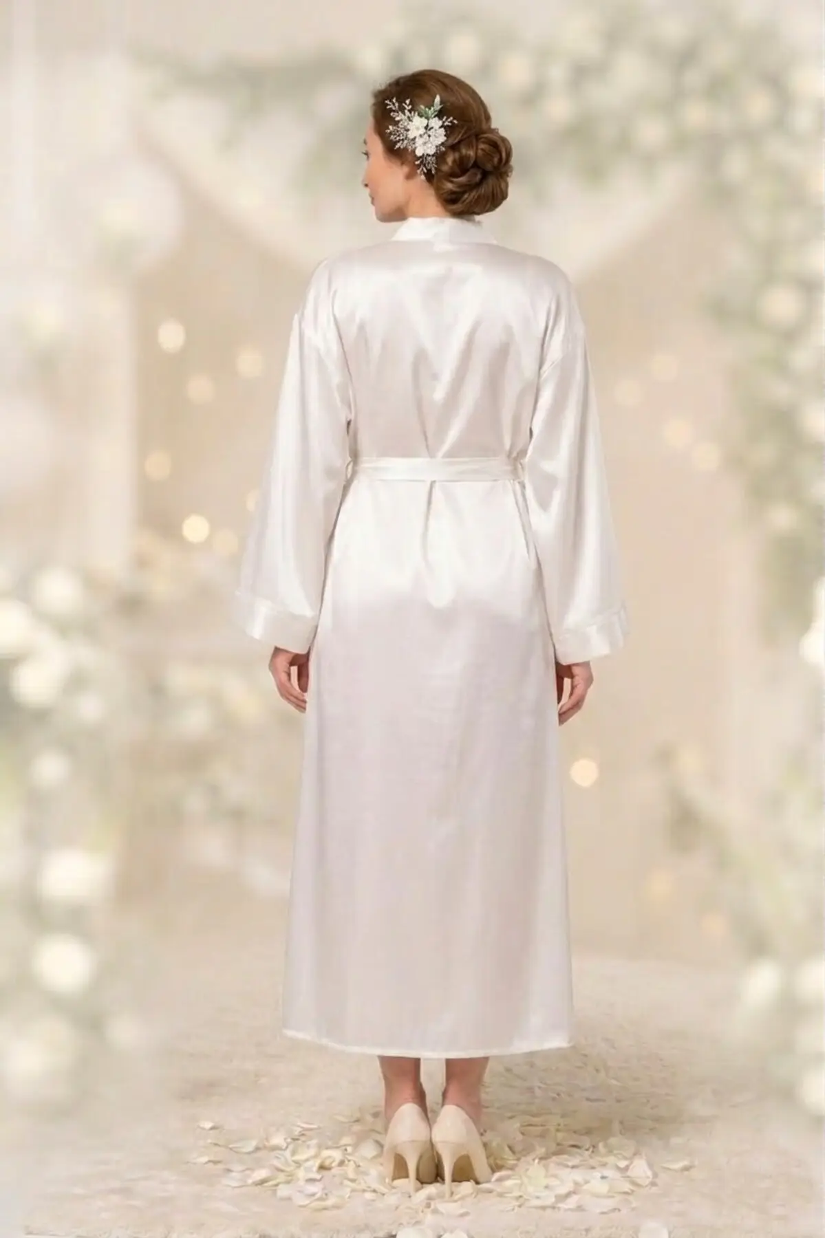 Beyaz Bride Saten Uzun Sabahlık.